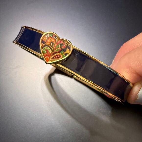 Vera Bradley Lola Heart Black Enamel Hinged Bracelet - Picture 3 of 9